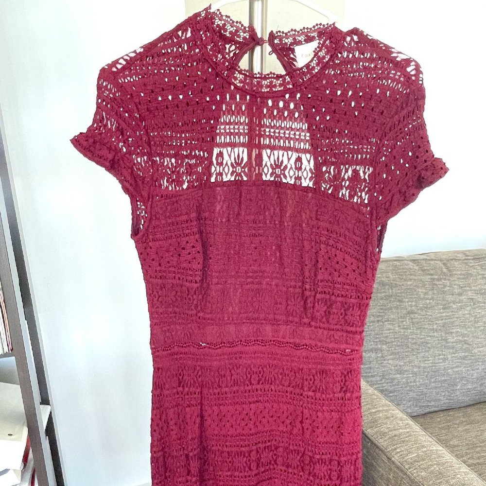 Foxiedox maroon lace backless cocktail dress Size Medium
